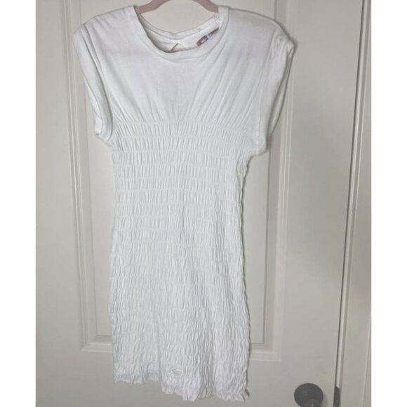 Urban Outfitters White Textured Ruched Mini Dress Size S Cap Sleeve - Picture 5 of 10